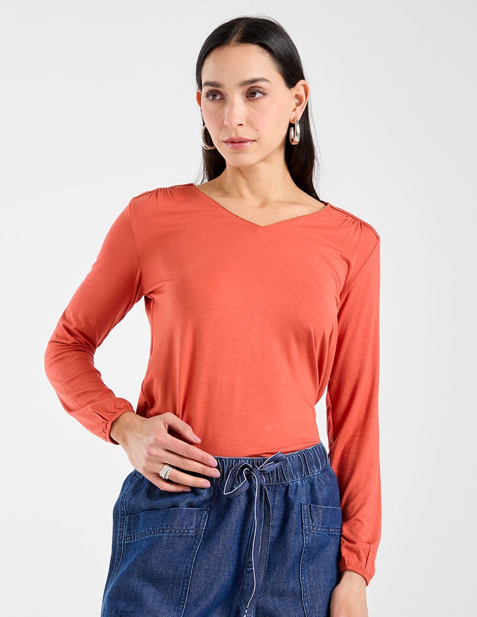 Playera manga larga Ferrioni cuello V para mujer