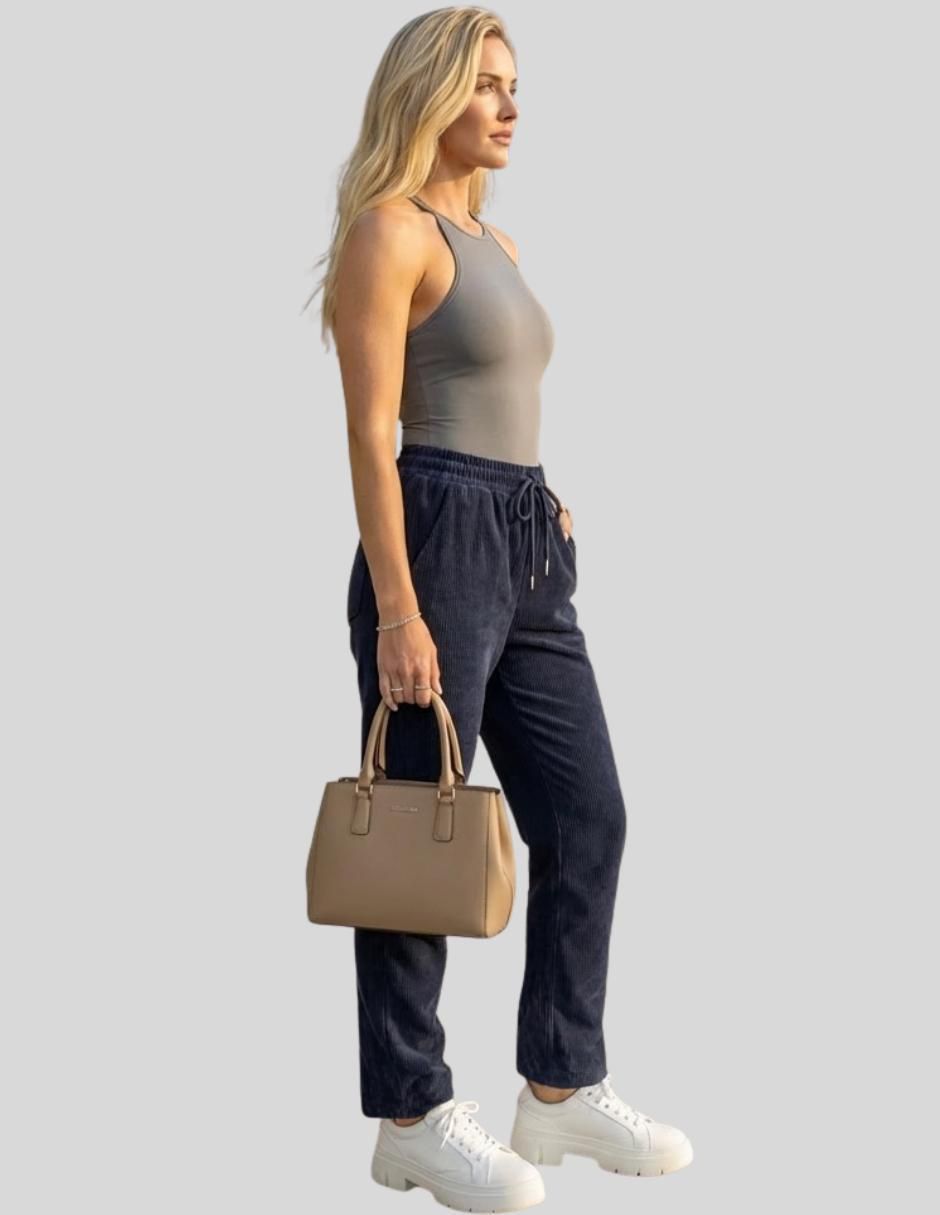 Pantalón jogger amplio para mujer 4