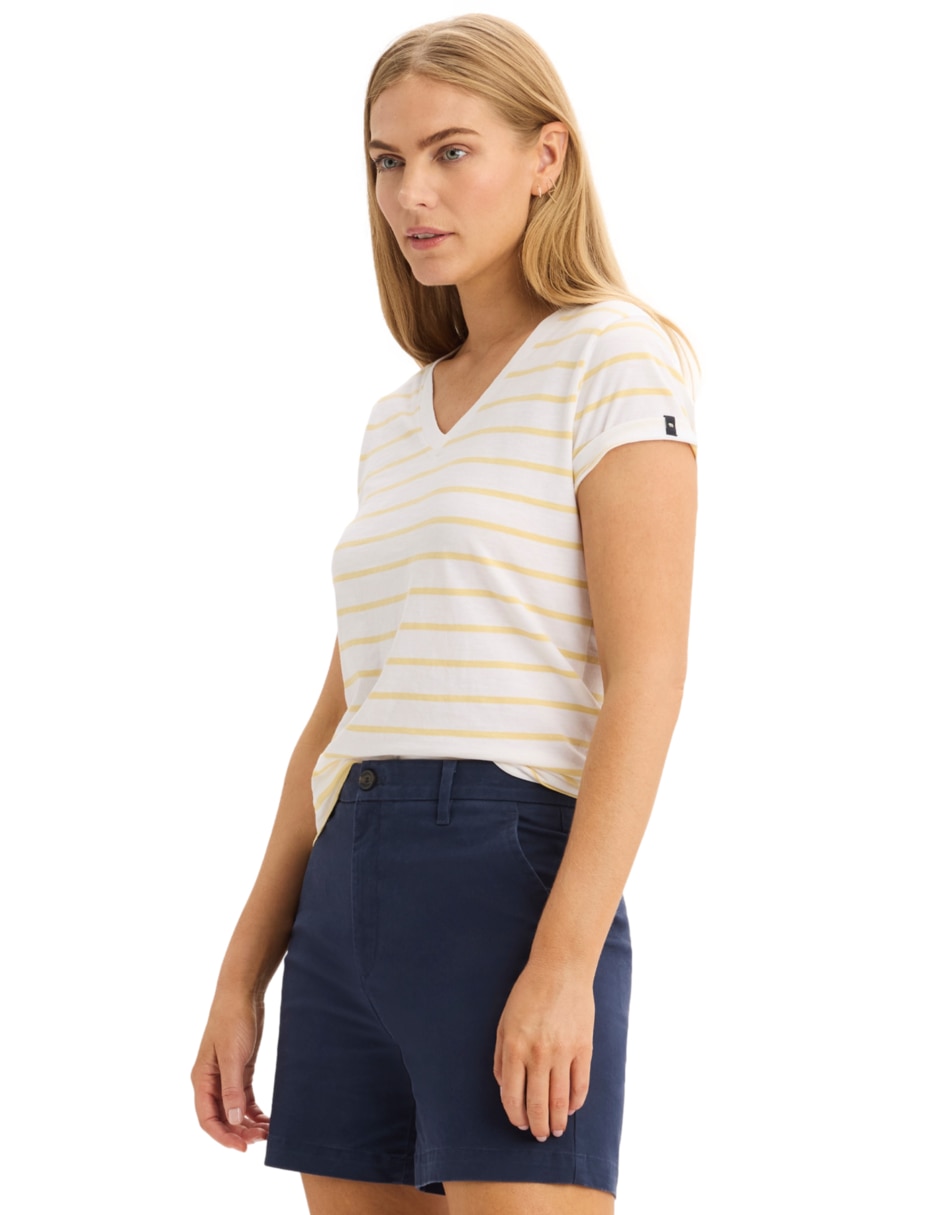 Playera manga corta cuello V para mujer 3
