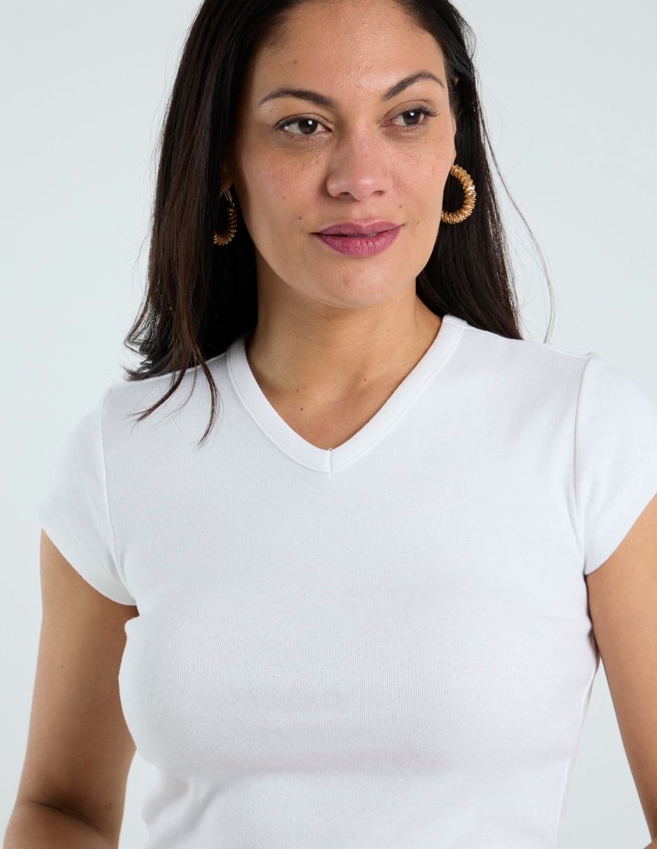 Playera manga corta Old Navy cuello V para mujer