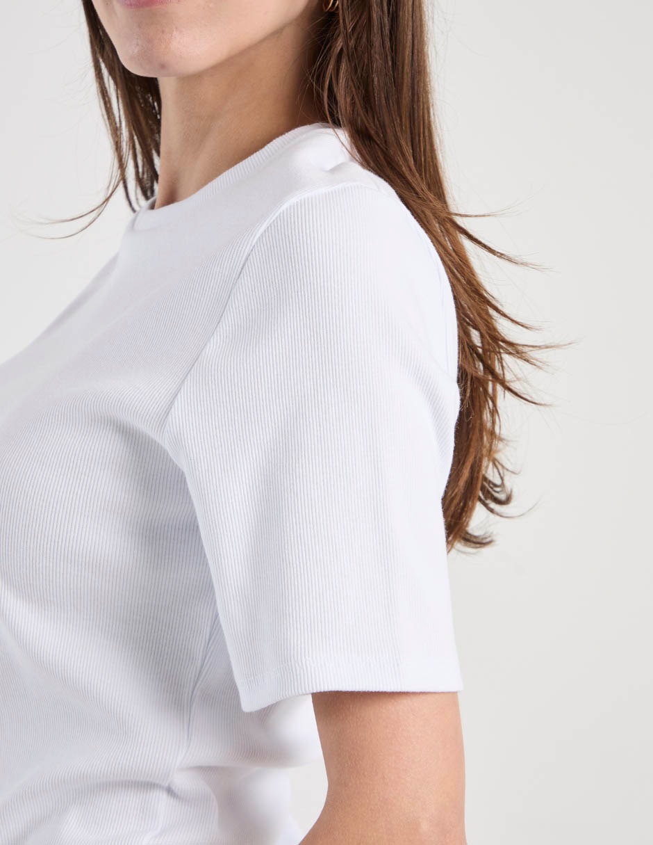 Blusa manga corta para mujer 5