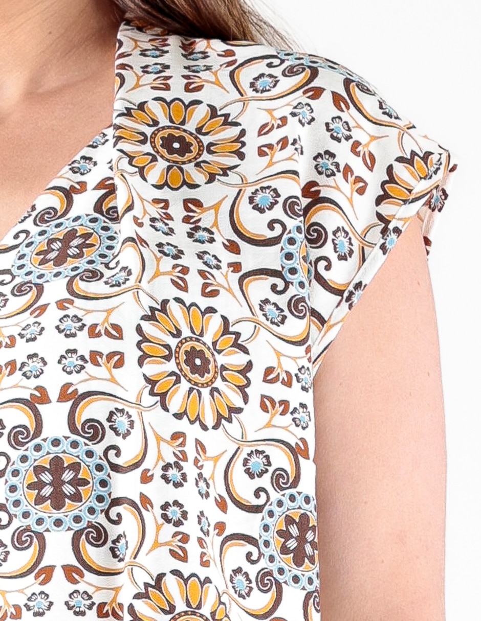 Blusa manga corta para mujer 7