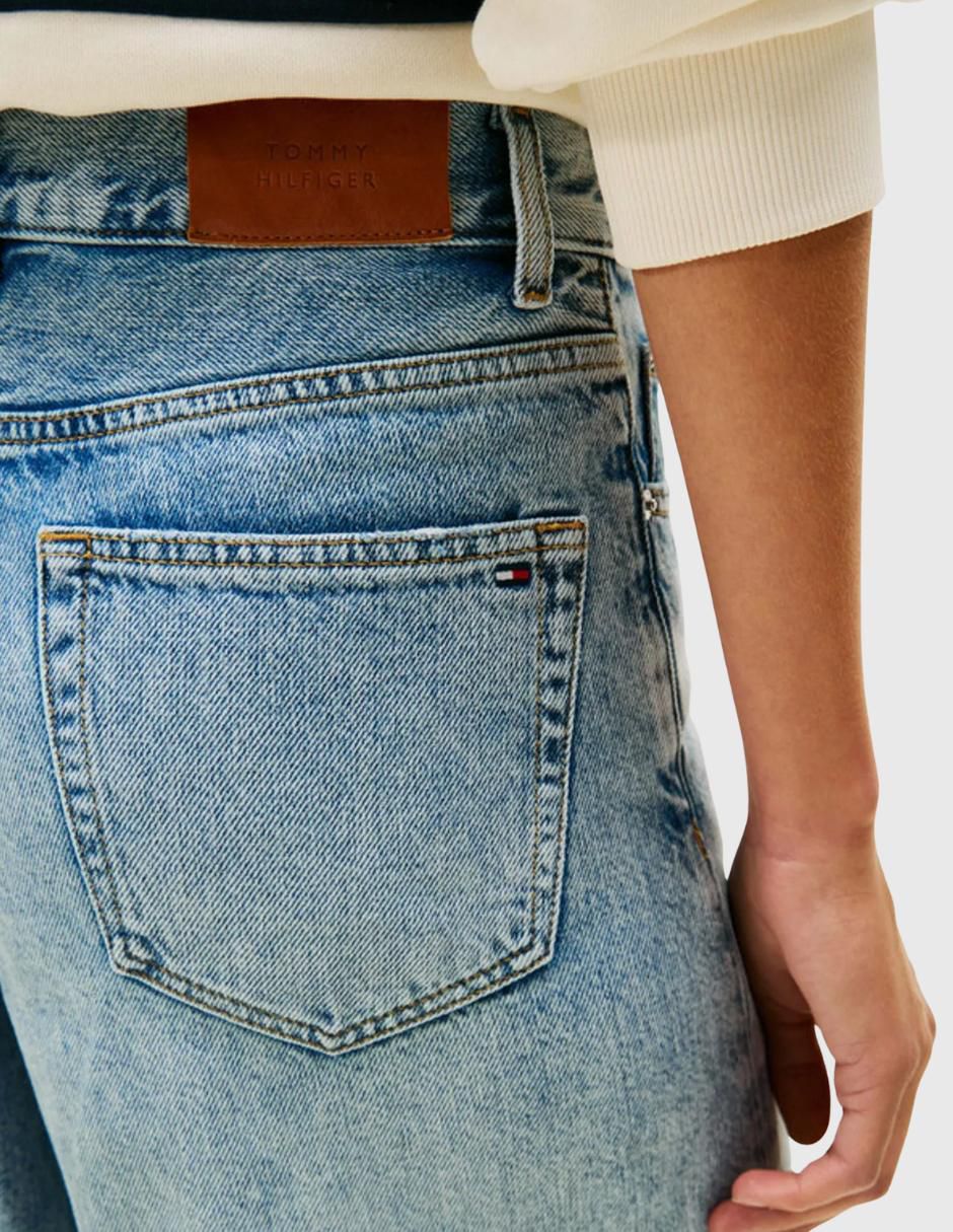 Jeans acampanado para mujer 4