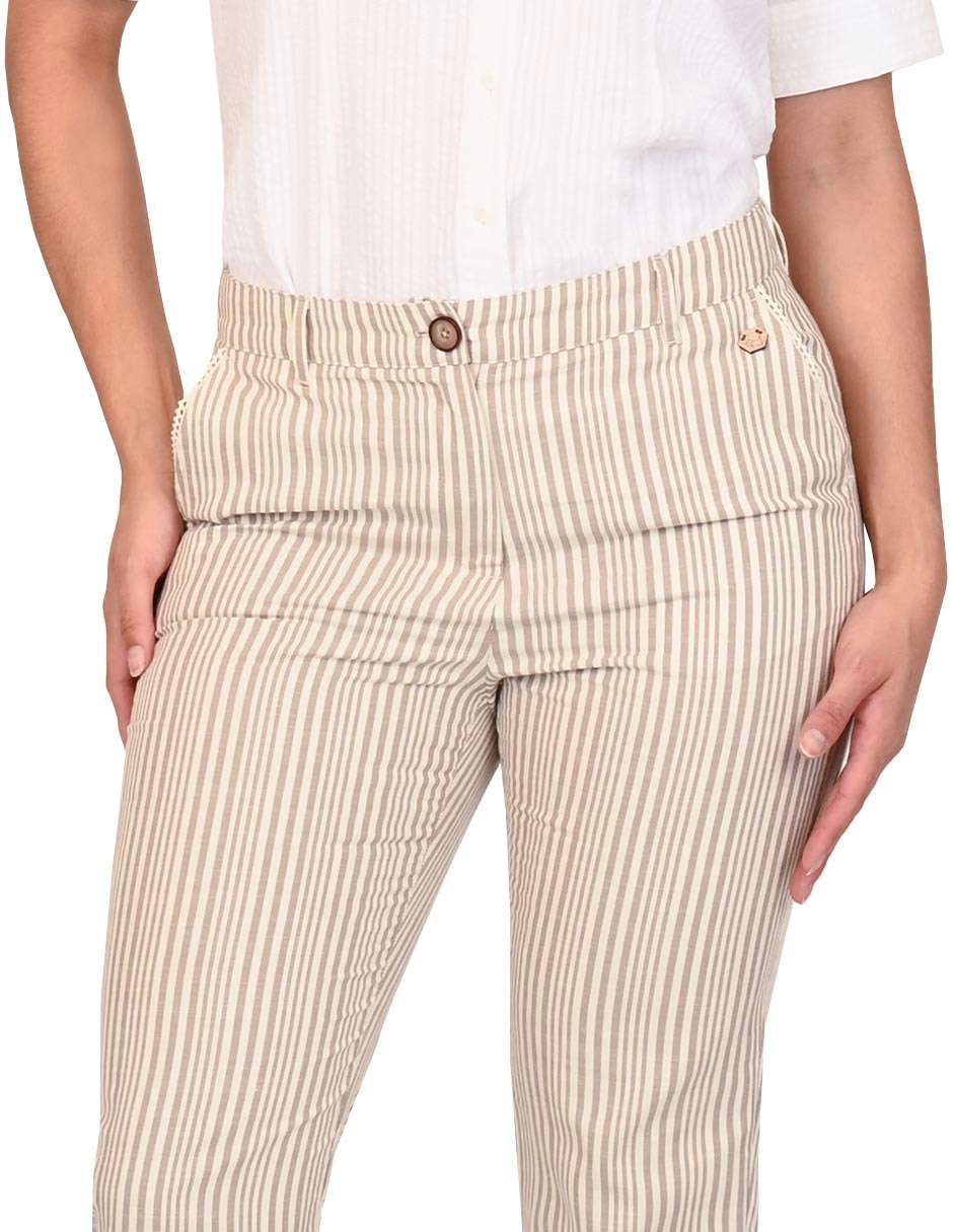 Pantalón capri regular para mujer 4