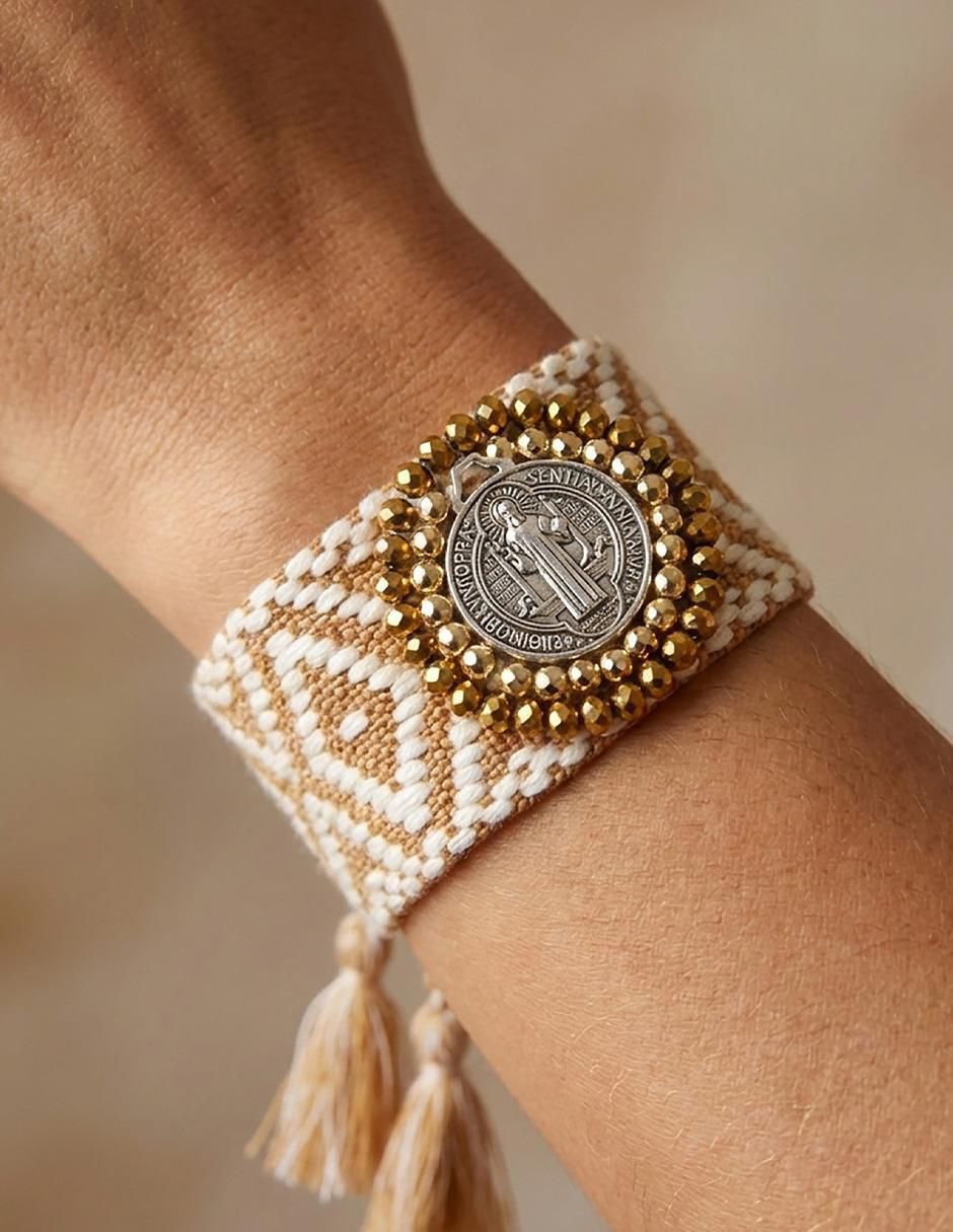 Pulsera 18 K Custodia San Benito acabado baño de oro 4