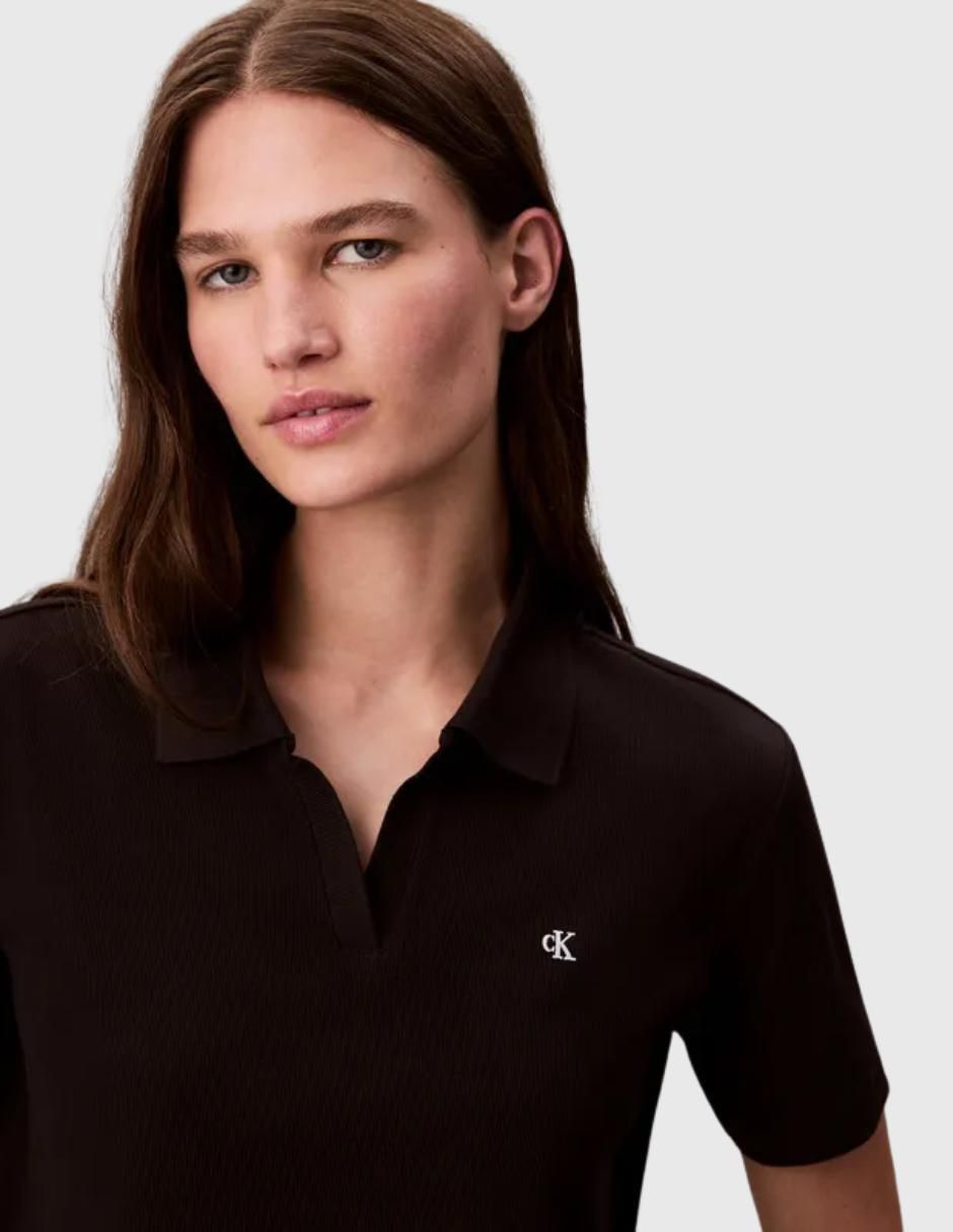 Playera tipo polo para mujer 4